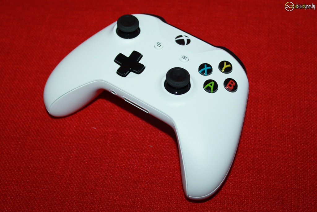Xbox One S Controller mit Bluetooth