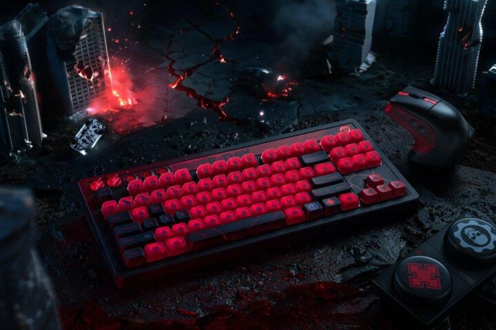 8BitDo Gears of War E-Day Keyboard & Mouse – Emergence Day landet auf dem Schreibtisch